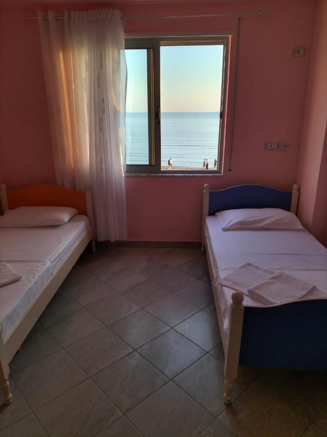 Dorado * Durrës